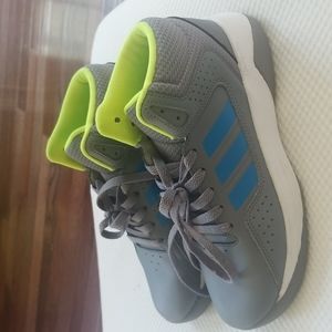 Kids shoes